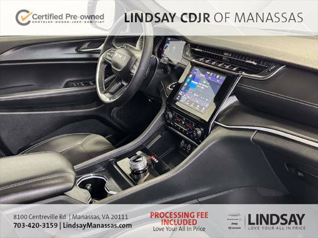 Certified 2025 Jeep Grand Cherokee L Altitude AWD/4WD image 12