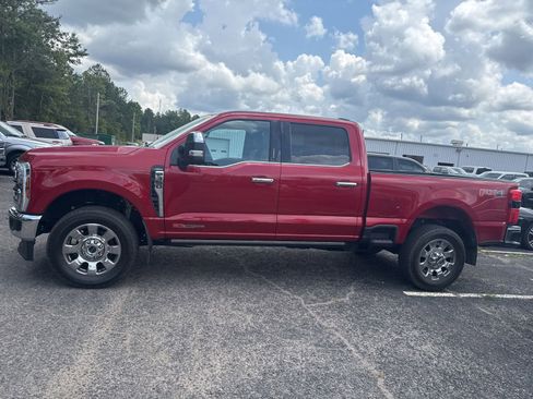 Used 2024 Ford F350 Lariat w/ Lariat Ultimate Package AWD/4WD image 4