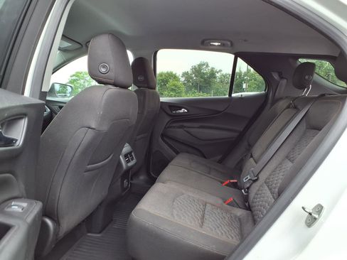 Used 2019 Chevrolet Equinox LT FWD image 21