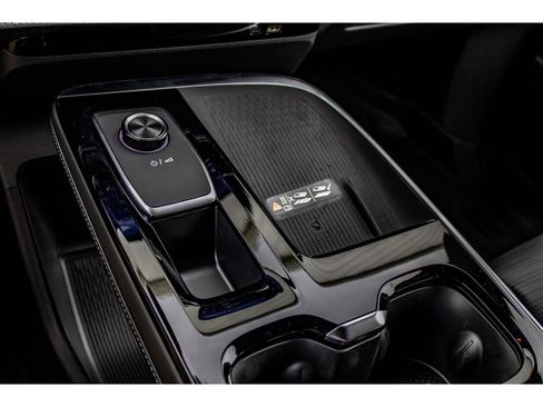 New 2026 Buick Enclave Sport Touring w/ Super Cruise Package image 38