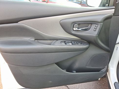 Used 2019 Nissan Murano SL w/ SL Technology Package image 12