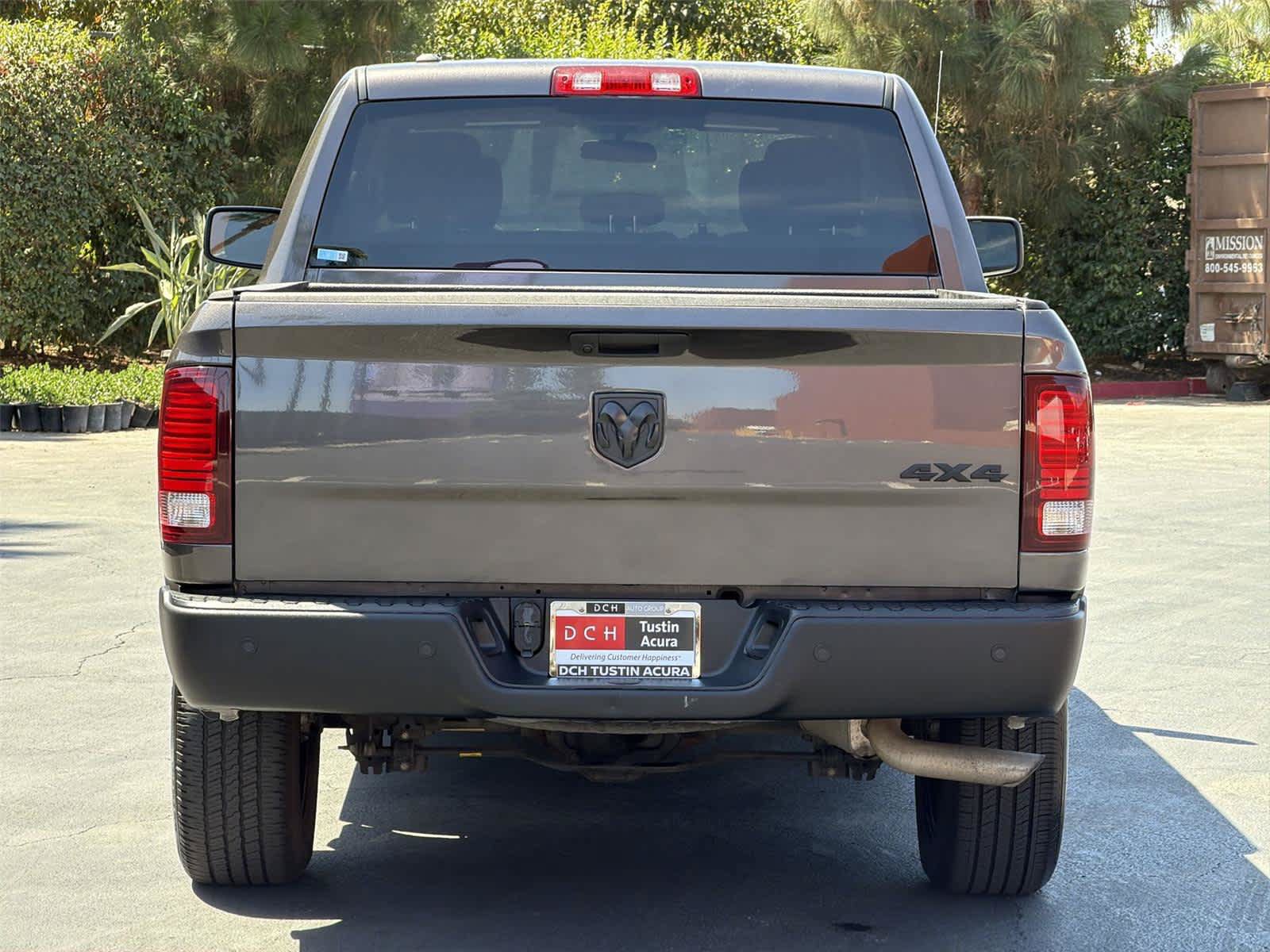 Used 2024 RAM 1500 Warlock AWD/4WD image 6
