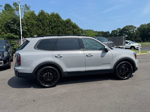 Used 2025 Kia Telluride SX X-Line AWD/4WD image 3