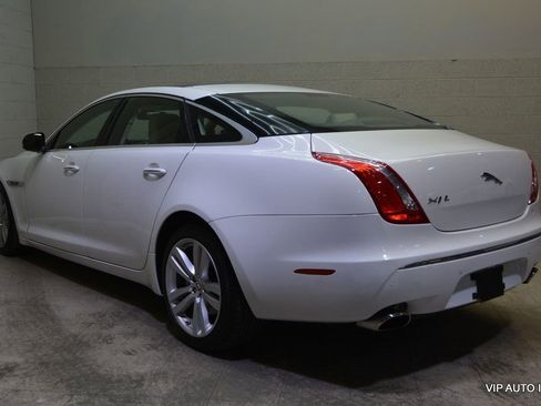 Used 2012 Jaguar XJ L image 3