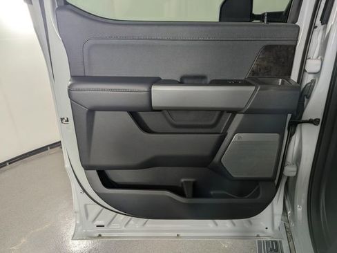 Used 2025 Ford F350 Lariat w/ Lariat Ultimate Package image 16