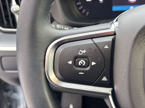 Certified 2024 Volvo XC60 B5 Core w/ Protection Package Premier image 16