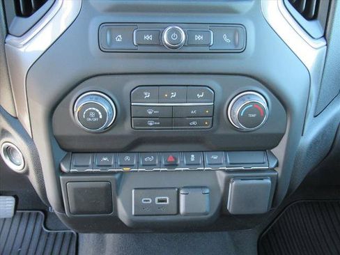 New 2026 Chevrolet Silverado 1500 Custom image 23