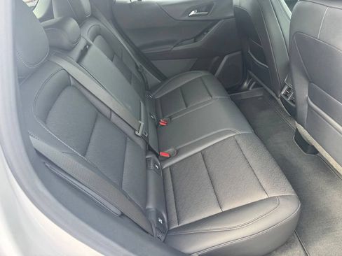 Certified 2026 Chevrolet Equinox LT w/ Convenience Package II FWD image 9