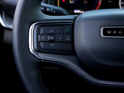 Used 2023 Jeep Wagoneer Series II w/ Convenience Group I image 14