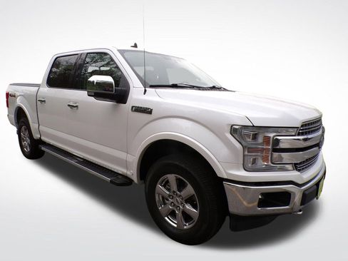 Used 2019 Ford F150 Lariat w/ Equipment Group 502A Luxury AWD/4WD image 10