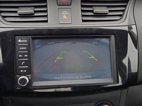Used 2019 Nissan Sentra S image 12