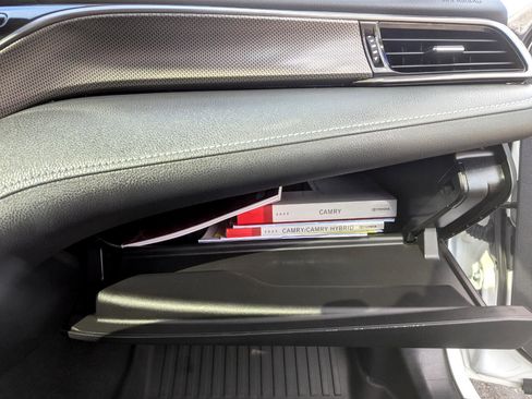 Used 2022 Toyota Camry XSE image 43