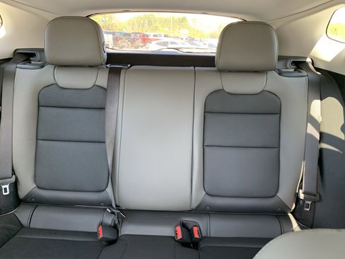 New 2026 Chevrolet Trax ACTIV FWD image 17