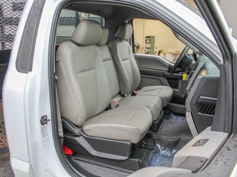 Used 2019 Ford F550 2WD Regular Cab Super Duty image 19