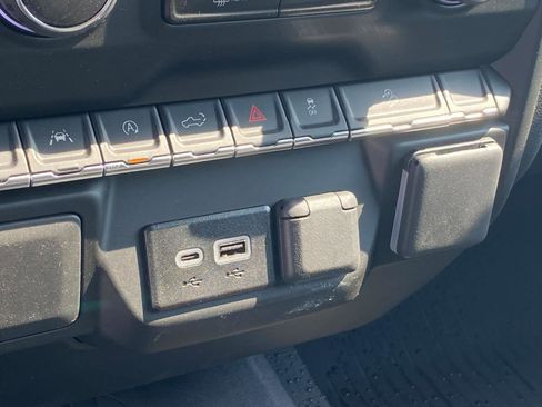New 2026 Chevrolet Silverado 1500 Custom Trail Boss AWD/4WD image 17