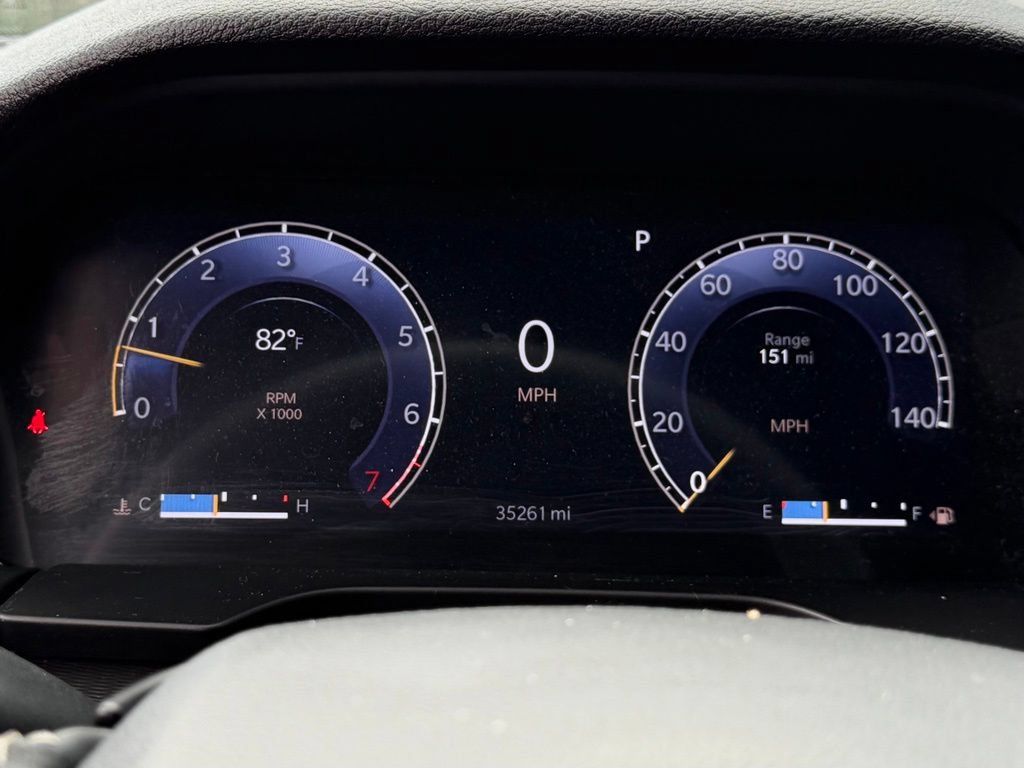 Used 2023 Jeep Grand Cherokee L Laredo AWD/4WD image 33