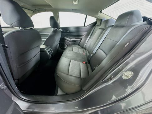Used 2019 Nissan Altima 2.5 SV FWD image 28