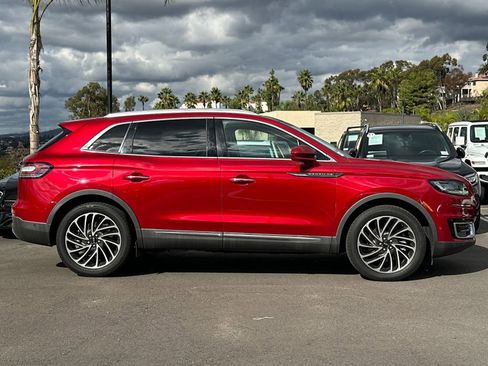 Used 2020 Lincoln Nautilus Reserve w/ Equipment Group 201A image 2