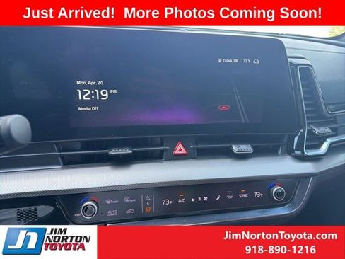 Used 2023 Kia Sportage SX AWD/4WD image 11