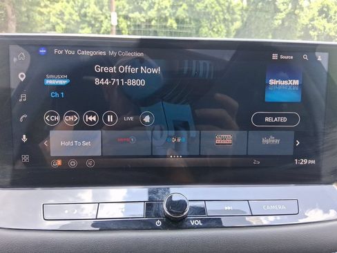 Used 2024 Nissan Rogue SL w/ SL Premium Package AWD/4WD image 17
