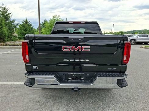Used 2025 GMC Sierra 1500 SLT AWD/4WD image 5