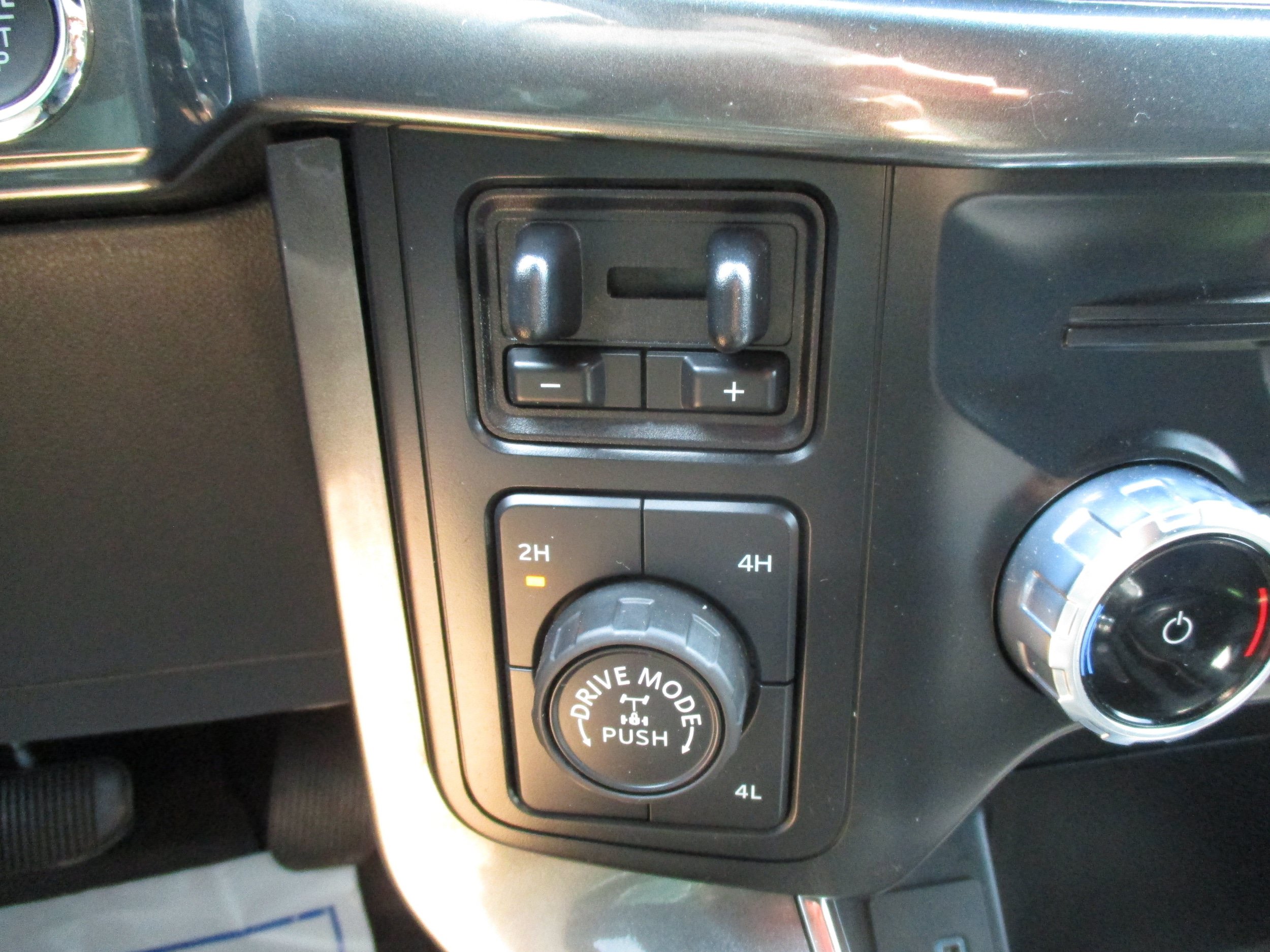 Used 2023 Ford F150 XLT w/ Equipment Group 302A High AWD/4WD image 26