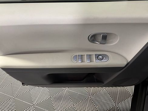 Used 2024 Hyundai Ioniq 5 SE RWD image 24