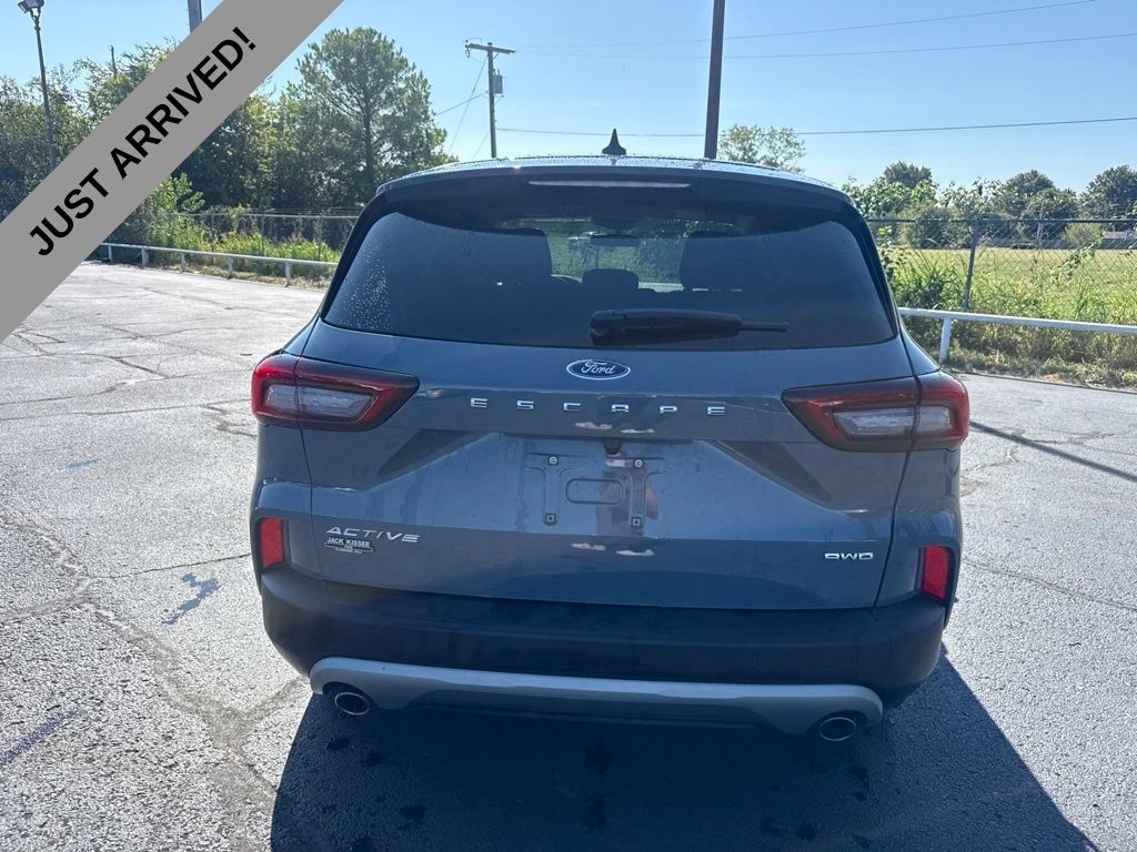 Used 2024 Ford Escape Active AWD/4WD image 6