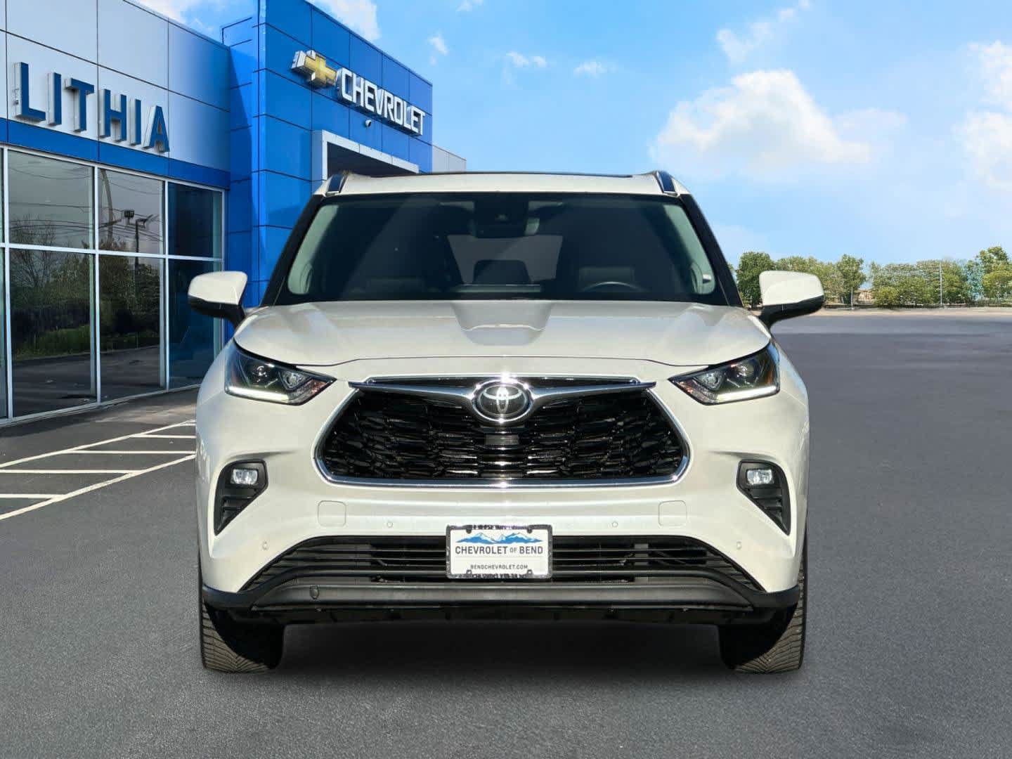 Used 2020 Toyota Highlander Limited AWD/4WD image 10