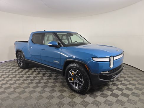 Used 2023 Rivian R1T Adventure AWD/4WD image 7