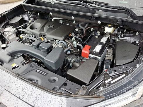 Certified 2023 Toyota RAV4 XLE image 27