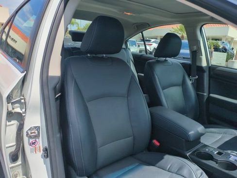 Used 2017 Subaru Legacy 2.5i Limited AWD/4WD image 35