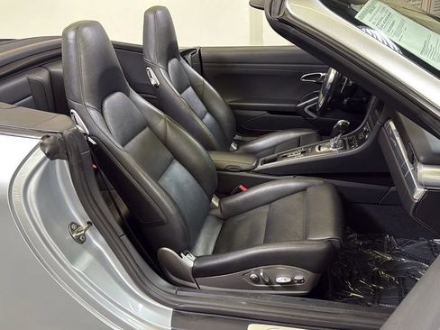 Used 2014 Porsche 911 Carrera image 22