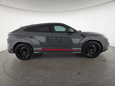 Used 2025 Lamborghini Urus SE AWD/4WD image 6