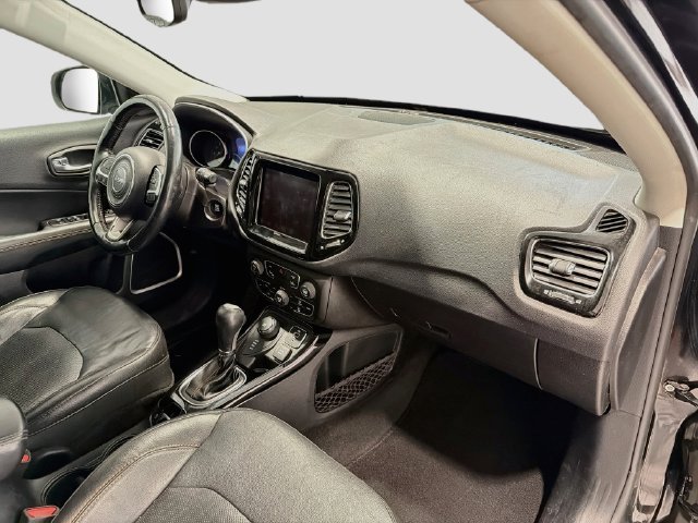 Used 2018 Jeep Compass Limited w/ Navigation Group AWD/4WD image 20