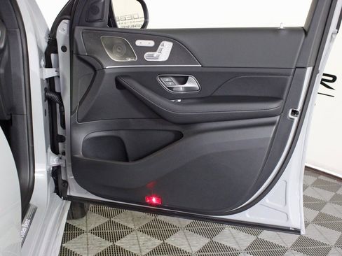 Certified 2025 Mercedes-Benz GLE 450 4MATIC image 32