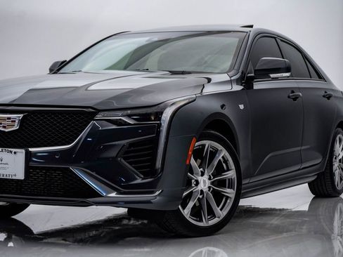 Used 2022 Cadillac CT4 Sport image 2