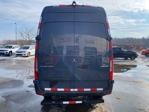 Used 2019 Mercedes-Benz Sprinter 144 Cargo image 4