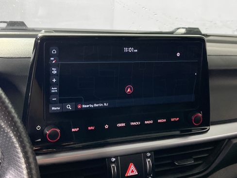 Used 2023 Kia Forte GT-Line FWD image 13