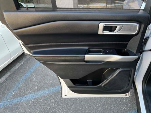 Used 2021 Ford Explorer Limited w/ Equipment Group 301A image 70