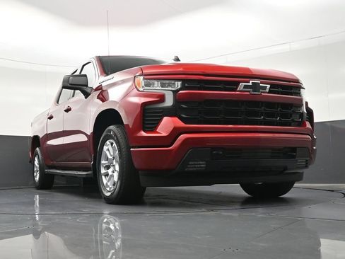 Used 2023 Chevrolet Silverado 1500 RST RWD image 33