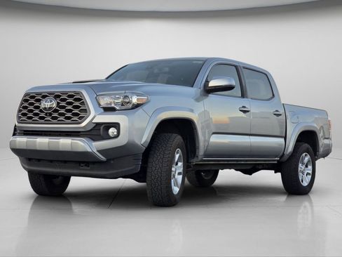 Used 2023 Toyota Tacoma TRD Sport image 17
