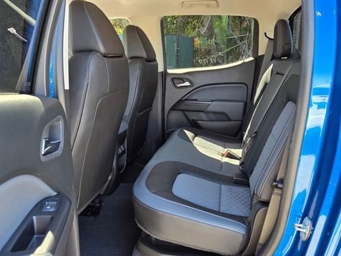 Used 2021 Chevrolet Colorado Z71 image 11