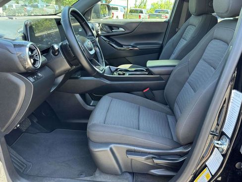 Used 2026 Chevrolet Equinox LT FWD image 21