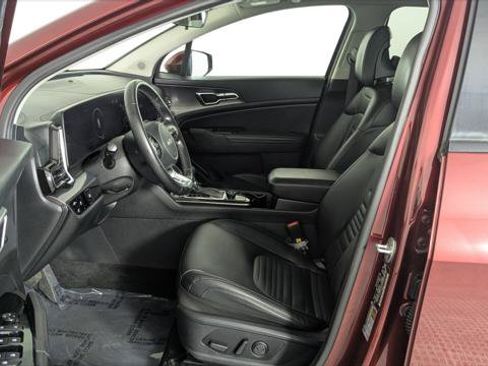 Used 2023 Kia Sportage SX image 13