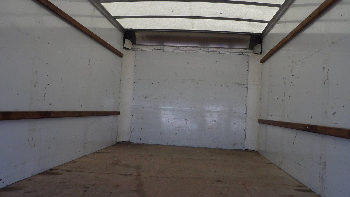 Used 2021 GMC Savana 3500 Extended w/ Power Convenience Package RWD image 26