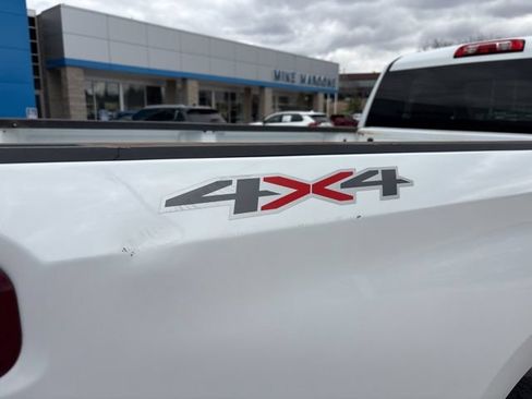 Used 2022 Chevrolet Silverado 1500 W/T w/ WT Value Package AWD/4WD image 7