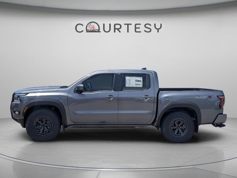 New 2026 Nissan Frontier Pro-X w/ Tow Package RWD image 2