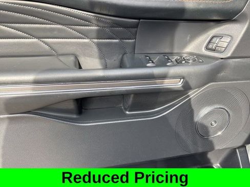 Used 2023 Ford Expedition Max Platinum AWD/4WD image 13