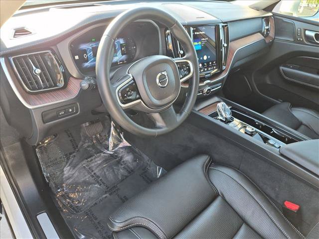 Used 2023 Volvo XC60 T8 Ultimate w/ Protection Package Premier AWD/4WD image 9
